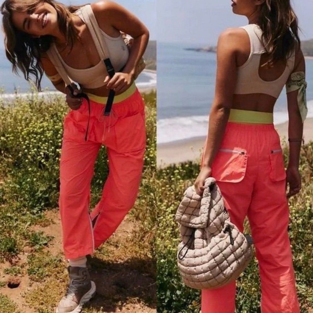 FREE PEOPLE MOVEMENT FLY BY NIGHT PANTS - SIZE LARGE-NEON CORAL-NEW WITHOUT TAGS